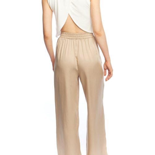 Gemma Pant LBLC the label taupe back 3000x d792ecee 2f8b 4b4e bbe3 eeefb0b8a59e